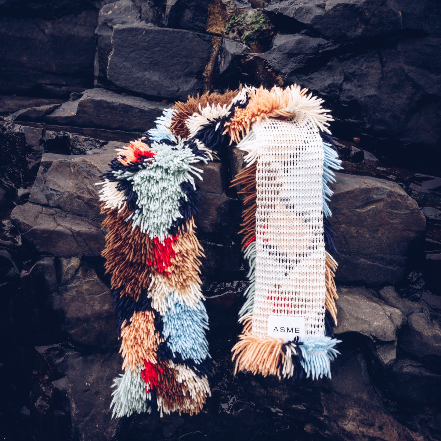 TEXTURED FUR STITCH PURE WOOL SCARF